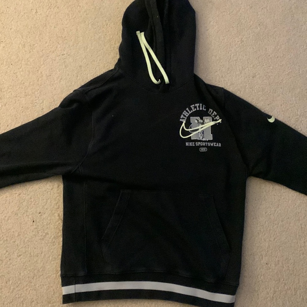 COPY - Good condition slightly worn, too small for me.